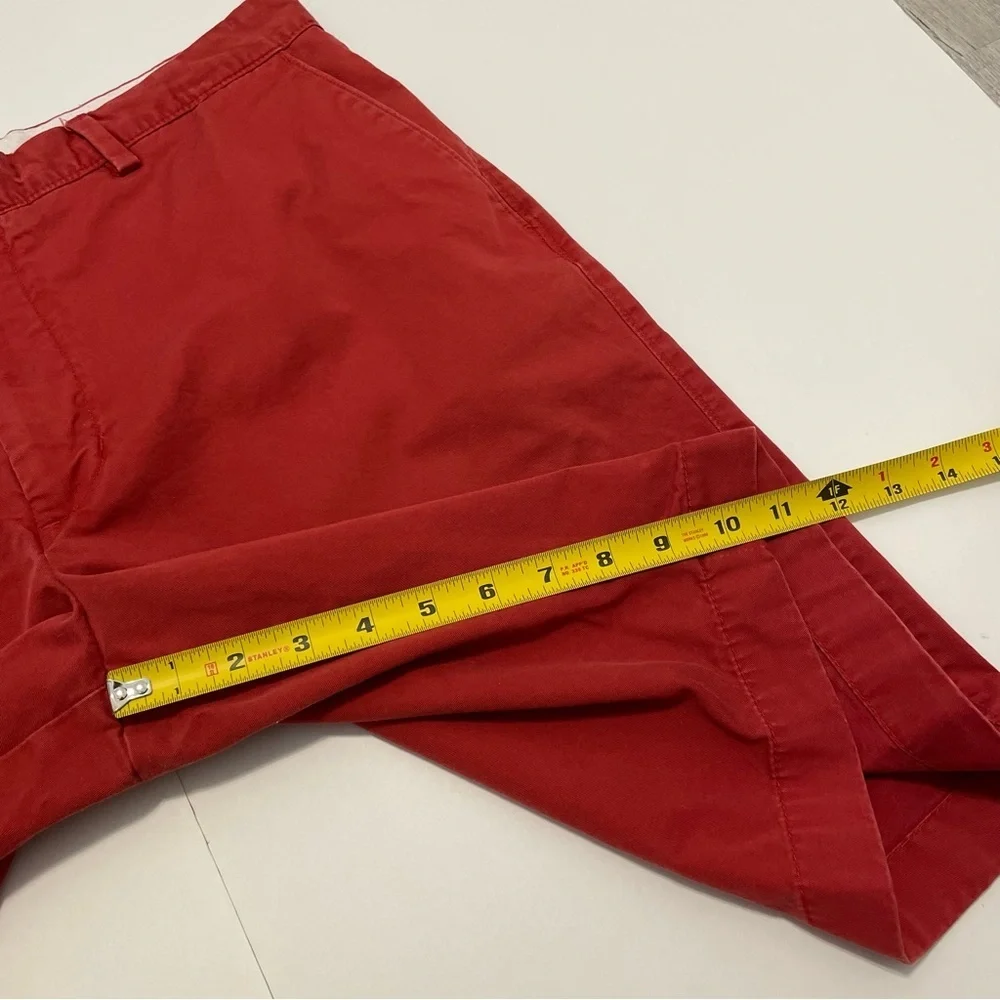 Banana Republic Men's Flat Front 100% Cotton Red Chino Shorts Size 33